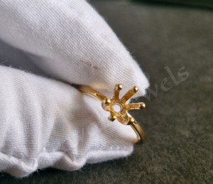 Venta al por mayor de lujo de compromiso de la boda de la punta de la banda de alta calidad genuino 9K 10K oro amarillo puro Semi montaje en blanco de configuración para personalizado - Product Image 2