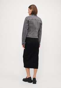 Chaqueta vaquera de mezclilla gris de alta calidad para mujer, cierre de botones en el pecho y bolsillos en la entrepierna diseñados para mujeres para todas las estaciones, comodidad - Product Image 2