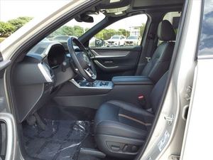 Offre exceptionnelle : Mazda CX-90 3.3 Turbo Premium Plus AWD d'occasion 2024 - Product Image 2