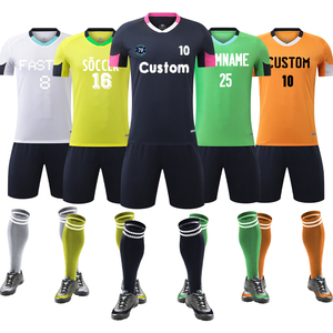 Conjunto de camiseta de fútbol de secado rápido, uniforme de camiseta de fútbol de Inglaterra sublimado personalizado, ropa de rendimiento para clima húmedo de alta calidad - Product Image 2