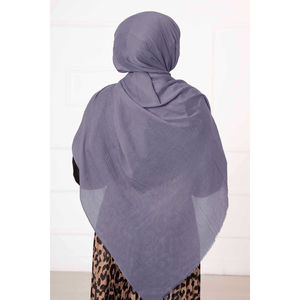 Châle en bambou gris, ensemble élégant de foulard, gants et chapeau - Product Image 3