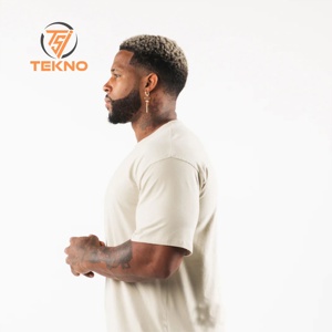 Camiseta 100% de algodón de peso pesado personalizada para hombres 220gsm en blanco de longitud larga de gran tamaño ajuste transpirable tela ligera ropa de calle 100% - Product Image 2