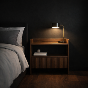 โต๊ะข้างเตียงไม้สักแท้สไตล์ดั้งเดิมจากอินโดนีเซีย สำหรับห้องนอนและเฟอร์นิเจอร์อพาร์ตเมนต์ - Product Image 1