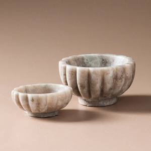 Bols en marbre gris, design rond festonné, vaisselle élégante en pierre, faits à la main, pour la cuisine, la salle à manger, vaisselle décorative - Product Image 1