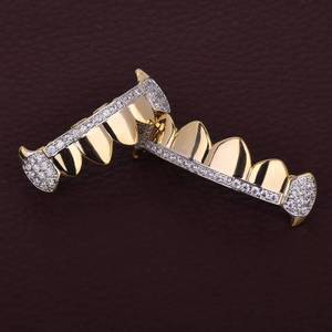 Hip Hop dientes Grillz con colmillos helados Moissanite diamantes para la moda Venta caliente precio al por mayor para regalos compromisos - Product Image 3