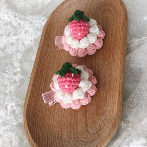 Pinzas de pelo de ganchillo para niñas y mujeres, pinzas de pelo vintage, accesorios para el cabello, pinzas con flecos para niños pequeños y bebés OEM hechas en Vietnam - Product Image 3