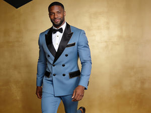 Traje de Etiqueta Marrón para Hombre, Cruzado, con Solapa de Satén Negro, Traje de Novio para Boda - Product Image 2