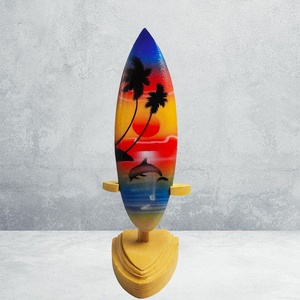 Artisanat en bois Planche <span class=keywords><strong>de</strong></span> <span class=keywords><strong>surf</strong></span> d'été Décor à la maison Ornements <span class=keywords><strong>de</strong></span> vacances <span class=keywords><strong>de</strong></span> style océanique Décorations en bois <span class=keywords><strong>de</strong></span> plage - Product Image 3