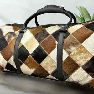 Vente en gros de sacs de sport en cuir de vachette style vintage pour hommes sacs de sport en cuir de vachette coupe-vent en matériau durable - Product Image 1