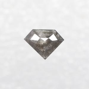 DIAMANT RARE 0.74 Ct. Bague de fiançailles en diamant naturel taillé au pentagone pour un très bon polissage certifié - Product Image 4