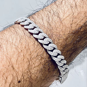 Bracelet en argent 925 serti de diamants Moissanite incolores de 10 mm, style Hip Hop Miami Cuban Link, bijoux brillants pour les soirées et la mode. - Product Image 1