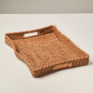 Plateau rectangulaire en rotin écologique Panier de service tissé naturel avec poignée Organisateur de table décoratif Rangement à domicile - Product Image 1