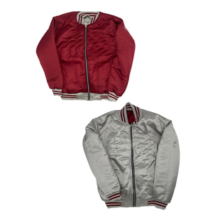 Vente en gros Veste universitaire en satin unisexe vintage avec drapeau italien Nouveau style de blouson bombardier décontracté pour hommes - Product Image 2