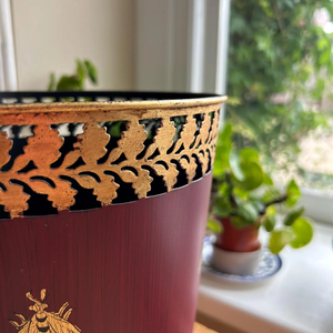 Papelera de metal con hermosa Impresión digital con pies de latón. - Product Image 6