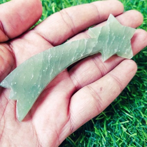 Bâton d'étoile d'aventurine verte naturelle fait à la main pour la décoration, des objets de sculpture uniques favorisent un fonctionnement sain - Product Image 1