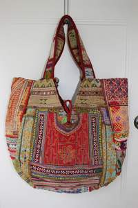 Handmade Kanthaสุนัขกระเป๋าหนังToteกระเป๋าหนังHandleกระเป๋าBohoยิปซีกระเป๋าเก่าKantha Vintage - Product Image 4