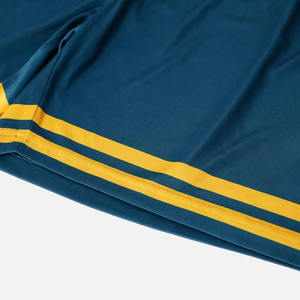 Uniforme de football anti-rides pour hommes Vêtements de sport légers Top tendance Meilleures choses confortables Uniforme de football pour hommes avec fabrication sur mesure - Product Image 4