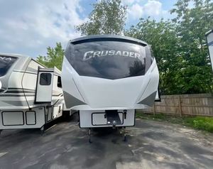 2025 2024 2026 P-r-i-m-e T-i-m-e Crusader 335R-L-P Autocaravanas y Remolques de Viaje - Product Image 1