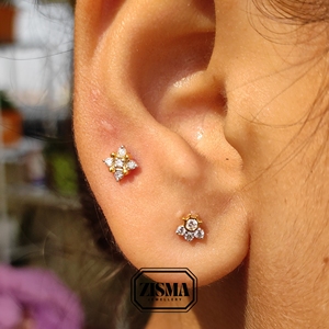 Boucles d'oreilles classiques en diamant véritable taillé carré GIA IGI certifiées en or 14 carats 18 carats bijoux personnalisés pour piercing ou revente en gros - Product Image 1