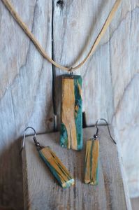 MEILLEUR BOIS STRIKING WARMTH DANGLES Feuille d'or Noir Blanc Résine Coeur Forme Boucles D'oreilles Carré Rond Géométrique En Bois Résine Goutte - Product Image 2