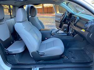 Tacoma SR 4x4 2023 - Product Image 5