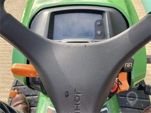 รถตัดหญ้าในสวนรูปกวางทางการเกษตรรถตัดหญ้าพร้อมเครื่องโรตารี่ X117R กวางจอห์นเดียร์