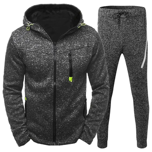 Conjunto de invierno para hombre, Sudadera con capucha polar y pantalones acampanados apilados, ropa de calle cálida de dos piezas, moda informal cómoda - Product Image 4