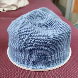 Gran oferta de alta calidad, sombrero de oración musulmán de ganchillo, gorros tejidos con calavera para hombres y mujeres, sombreros islámicos Kufi para hombres, exportación desde BD - Product Image 1