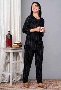 Ropa de dormir ligera de alta calidad para mujer para el verano Traje informal de tela suave Premium con el logotipo del mejor precio en la espalda - Product Image 3