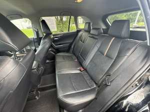 Véhicule d'occasion de haute qualité, berline compacte diesel 2024, cuir, transmission automatique, pack style tout-terrain, exportation - Product Image 3