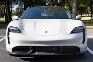 (F&H) Porsche Taycan Turbo S d'occasion 2024 - Product Image 2