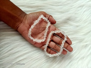 Bracelet extensible en éclats de quartz naturel transparent, perles de pierre de cristal, bijoux de guérison en pierres précieuses pour hommes et femmes - Product Image 4