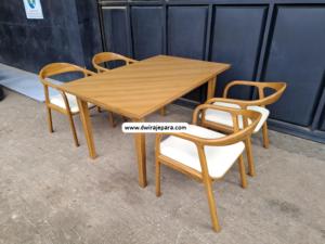 Produit le plus vendu Chaise à coussin d'extérieur en bois de teck indonésien Durable Peut être personnalisé Quantité en gros - Product Image 4