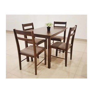 Ensemble de table et de chaises de salle à manger en bois de caoutchouc malaisien moderne de qualité supérieure, construction durable et démontable - Product Image 1