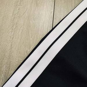 Chándal de poliéster para hombre, ropa deportiva, ropa de calle, conjunto de entrenamiento ligero y cómodo - Product Image 4