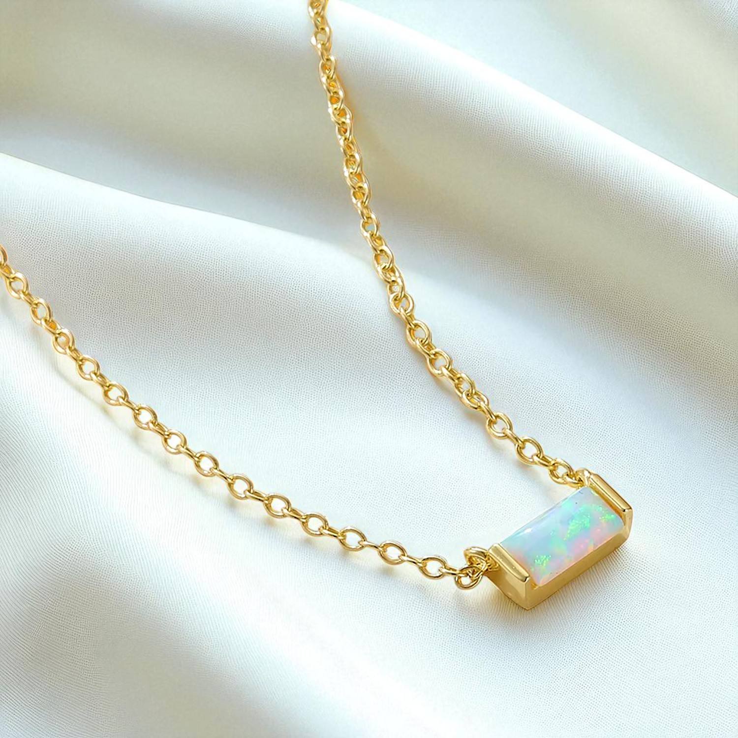 โอปอลไฟ