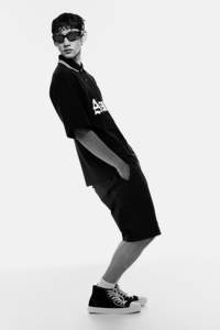 กางเกงขาสั้นผ้ายีนส์ทรงหลวมสำหรับผู้ชายผ้าคอตตอนสีดำแบบปรับแต่งได้สำหรับผู้ชาย - Product Image 5