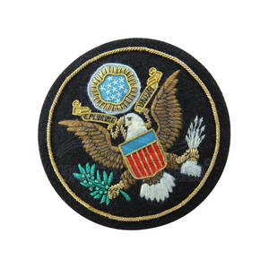 Badges de broderie de nouvelle conception de haute qualité Badges en tissu à coudre à bas prix fabriqués au Pakistan - Product Image 2