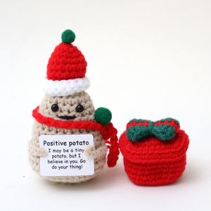 Muñecas Tejidas a Crochet Hechas a Mano para Decoración Navideña, para Todas las Edades, al por Mayor - Product Image 1