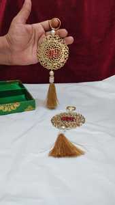 Boda India Haldi Mehendi Favor, regalos indios, regalo de inauguración de la casa, Subh Labh perilla colgante para puerta, decoración del hogar, caja de madera - Product Image 2