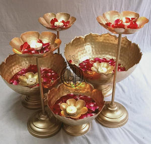 ชุดชามโลหะใส่ชา urli Diya Diwali และที่วางเทียนอื่นๆสำหรับตกแต่งบ้านเทศกาล - Product Image 2