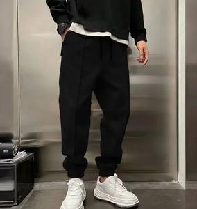 Pantalons décontractés pour hommes Pantalon de jogging à taille élastique pour entraînement de gymnastique Pantalon de survêtement à cordon de serrage de couleur unie pour hommes - Product Image 2