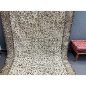 Tapis turc 5,5x8,9 pieds, grand tapis vintage, tapis en laine marron et blanc à bordures - Product Image 2