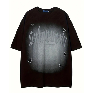 T-shirt graphique rétro hip-hop, t-shirt surdimensionné à manches courtes avec motif coeur, haut d'été décontracté à coupe ample - Product Image 1