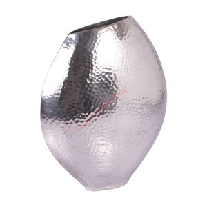 Florero decorativo nórdico moderno para el hogar, metal martillado dorado en latón, acero y aluminio para bodas, precios competitivos - Product Image 5