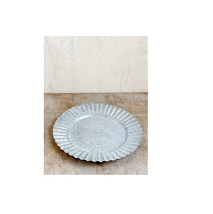 Nouveau 2023 Design chargeur assiette Design attrayant fait à la main en gros plateau de service forme ronde vaisselle fantaisie sous assiette - Product Image 3