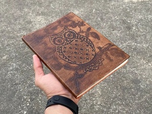 Tùy chỉnh bìa cứng Sketchbook với in logo tái chế Kraft xoắn ốc da Bìa trống vẽ Pad máy tính xách tay - Product Image 2