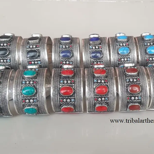 กำไลข้อมือแฟชั่นแบบดั้งเดิมของชาวอัฟกานิสถานกำไลข้อมือชาติพันธุ์ทำด้วยมือสำหรับสวมใส่ในชีวิตประจำวันหรือในงานเทศกาล - Product Image 2