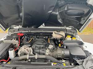 รถจี๊ปแรงเลอร์ อันลิมิเต็ด รูบิคอน 392 ปี 2022 ขับเคลื่อน 4 ล้อ เครื่องยนต์เฮมิ V8 กำลัง 470 แรงม้า พร้อมระบบล็อคเฟืองท้ายหน้าและหลัง - Product Image 6