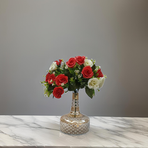 Vase en métal moderne fait à la main de qualité supérieure Design unique pour un style de maison distinctif Meilleur prix pour un mariage - Product Image 6